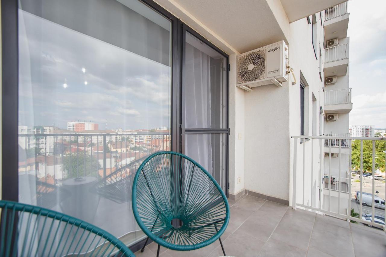 Pinkwood Harmony Διαμέρισμα Oradea Εξωτερικό φωτογραφία